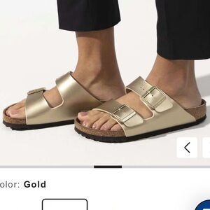 Birkenstock Arizona Sandals in Gold EU Size 37 (6-6.5M) - Preowned Like New